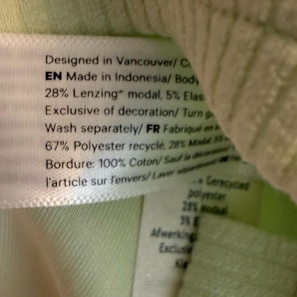 Lululemon Green Ribbed Softstream Cropped Tank - Picture 10 of 10